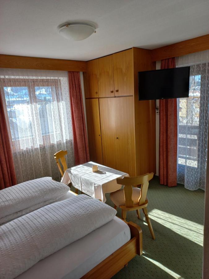 Garni Piz Da L'Ander Otel Corvara In Badia Dış mekan fotoğraf