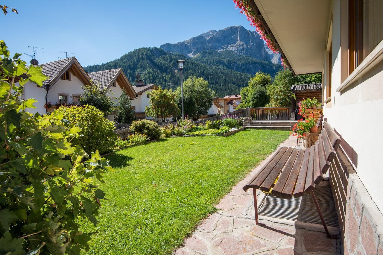 Garni Piz Da L'Ander Otel Corvara In Badia Dış mekan fotoğraf