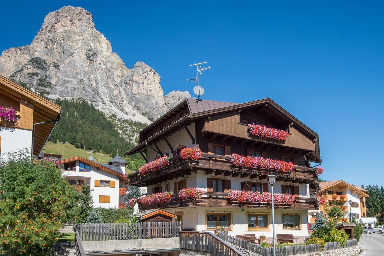 Garni Piz Da L'Ander Otel Corvara In Badia Dış mekan fotoğraf
